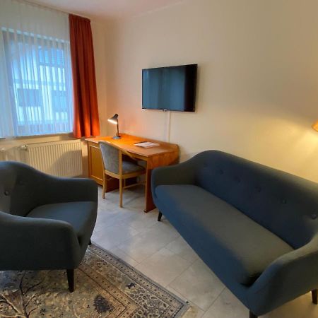 Hotel Janssen بودينهايم المظهر الخارجي الصورة