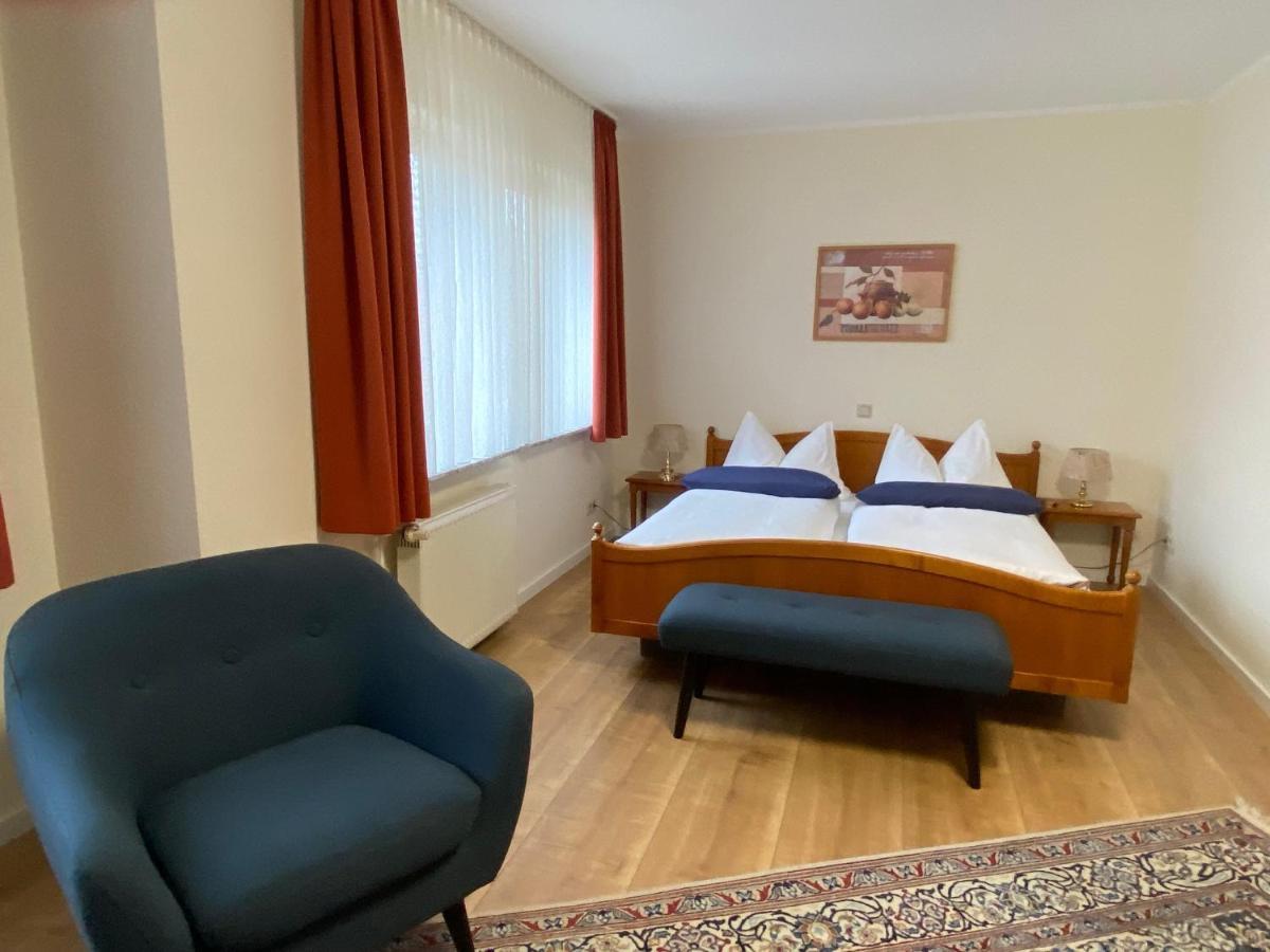 Hotel Janssen بودينهايم المظهر الخارجي الصورة