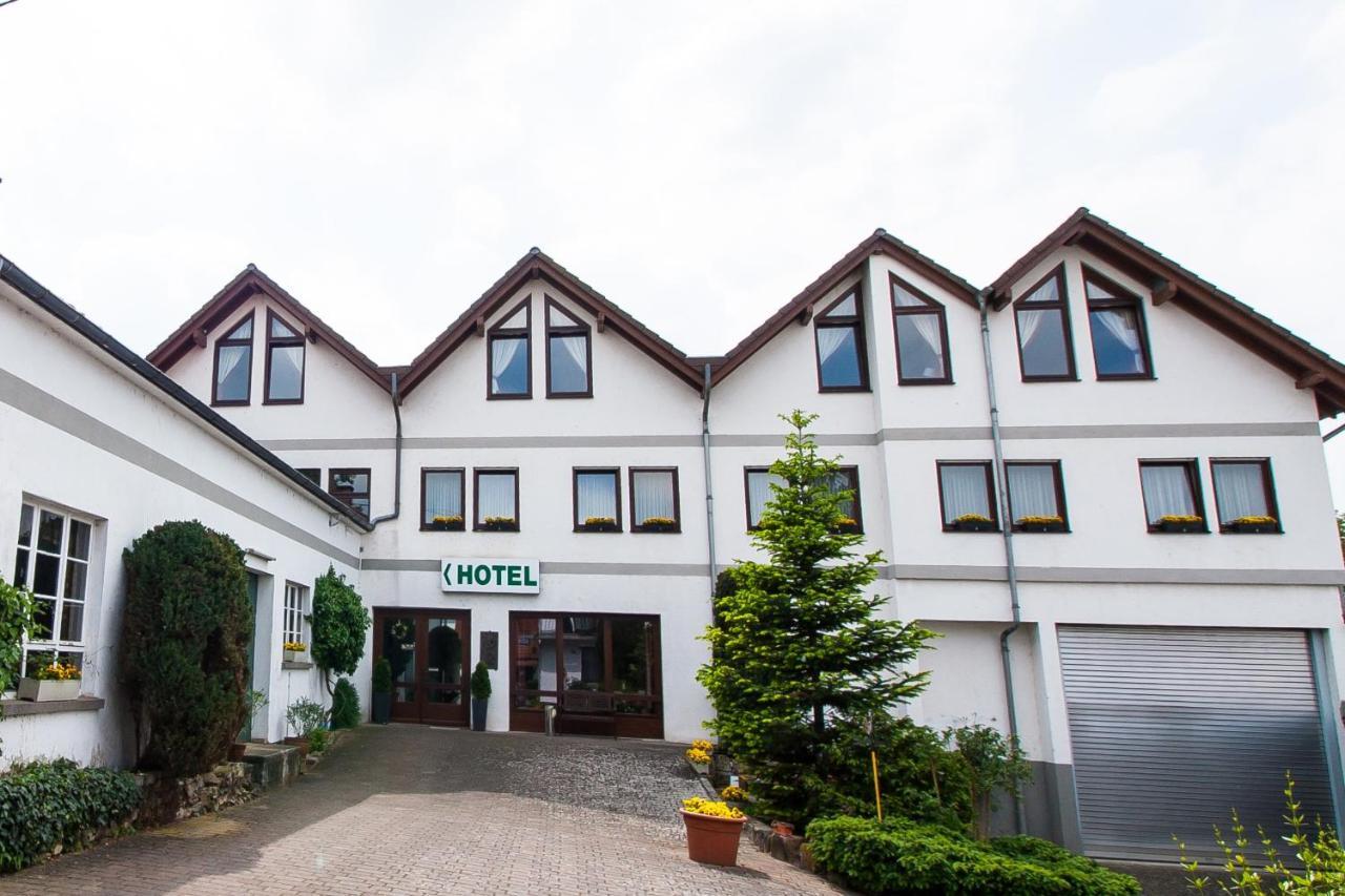 Hotel Janssen بودينهايم المظهر الخارجي الصورة